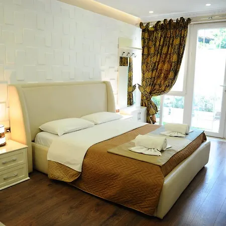 Ergys Hotel