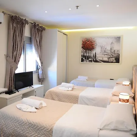 Ergys Hotel *