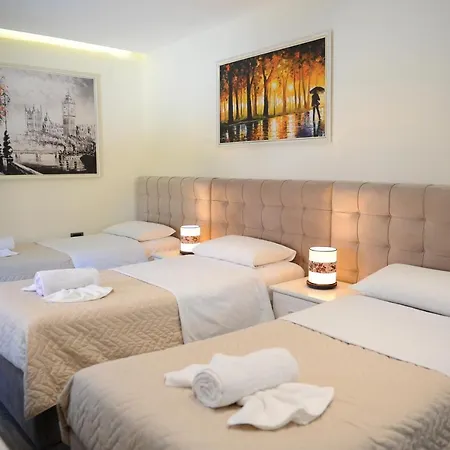 Ergys Hotel Tirana